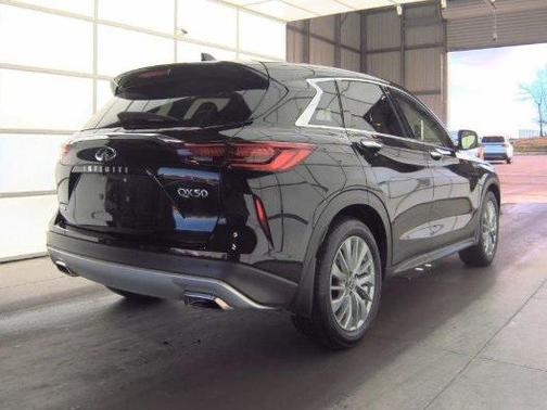 2025 INFINITI QX50 Pure AWD