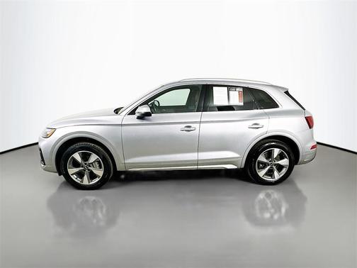 2022 Audi Q5 40 Premium Plus