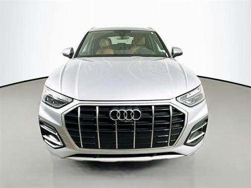 2022 Audi Q5 40 Premium Plus