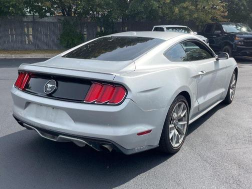 2015 Ford Mustang EcoBoost Premium
