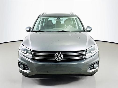 2016 Volkswagen Tiguan SE