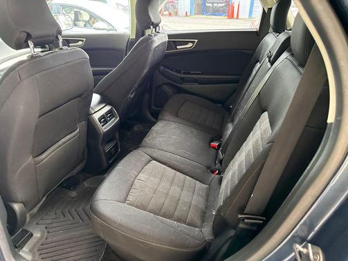 Blue 2018 Ford Edge SEL