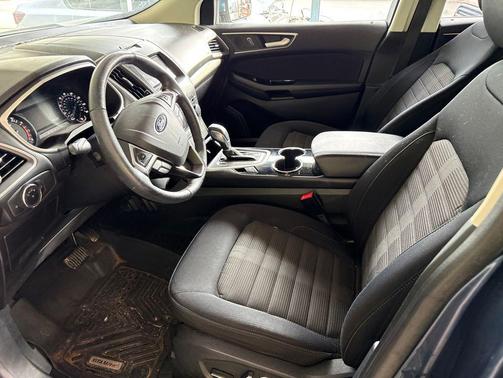 Blue 2018 Ford Edge SEL
