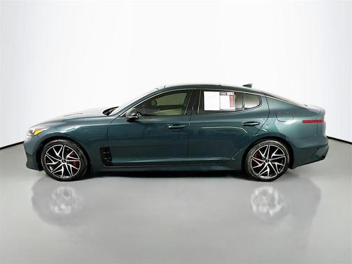 2023 Kia Stinger GT-Line