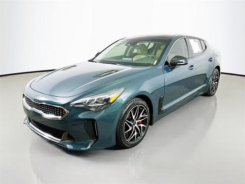 2023 Kia Stinger GT-Line