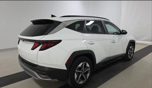 Serenity White Pearl 2025 Hyundai TUCSON SEL
