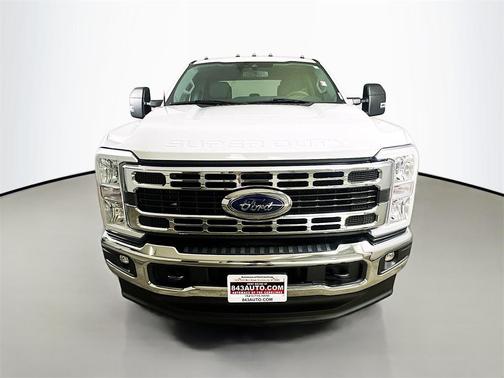 2023 Ford F-350 XLT