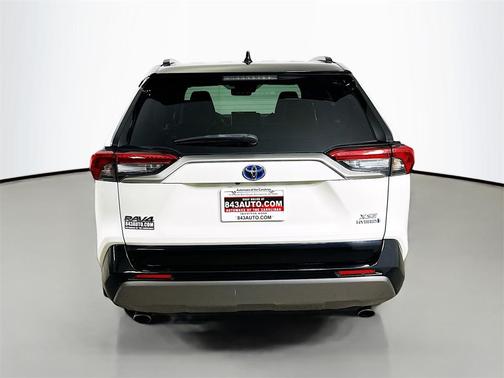 2019 Toyota RAV4 Hybrid SE