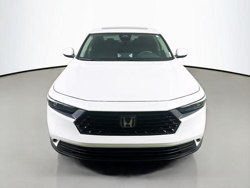 Platinum White Pearl 2024 Honda Accord EX