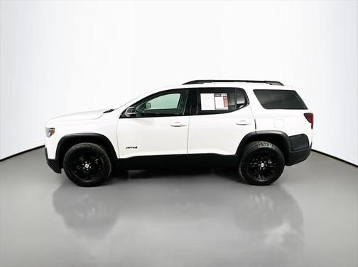 2022 GMC Acadia AWD AT4