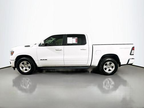 Bright White Clearcoat 2022 RAM 1500 Big Horn/Lone Star