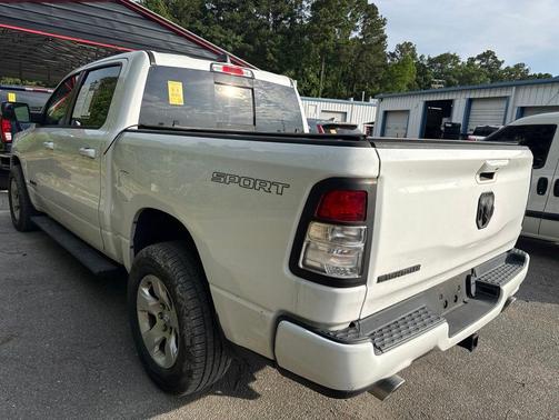 Bright White Clearcoat 2022 RAM 1500 Big Horn/Lone Star