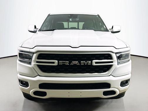 Bright White Clearcoat 2022 RAM 1500 Big Horn/Lone Star