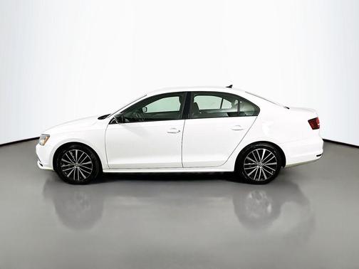 Pure White 2017 Volkswagen Jetta 1.8T Sport