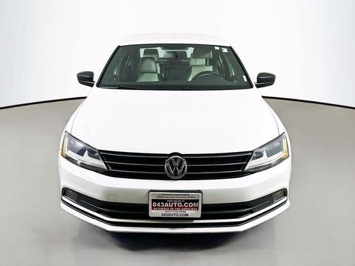 Pure White 2017 Volkswagen Jetta 1.8T Sport
