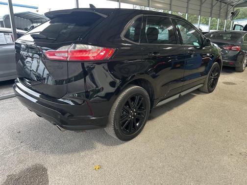 2021 Ford Edge ST Line