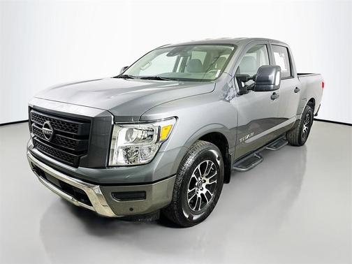 2024 Nissan Titan SV