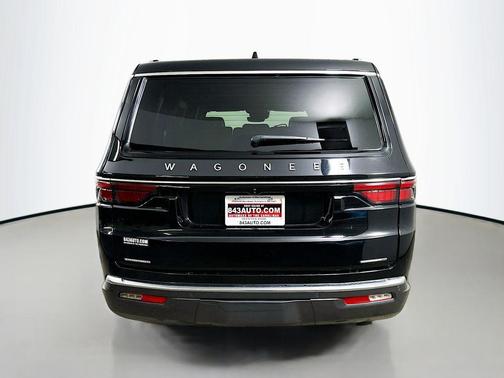 2022 Jeep Wagoneer Series II 4x4