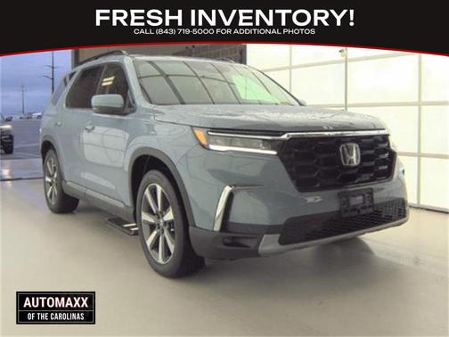2023 Honda Pilot Touring 8-Passenger