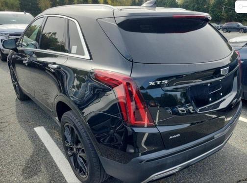 2022 Cadillac XT5 Premium Luxury