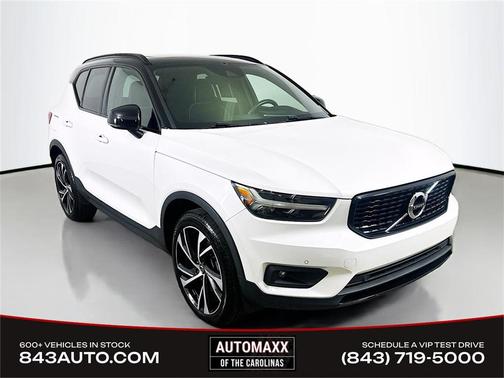 2020 Volvo XC40 T4 R-Design