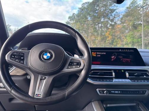 2022 BMW X5 M50i