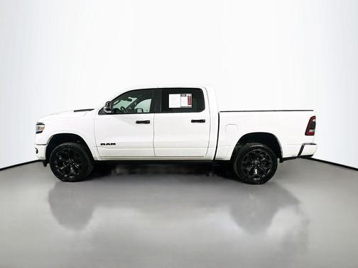 Bright White Clearcoat 2023 RAM 1500 Limited