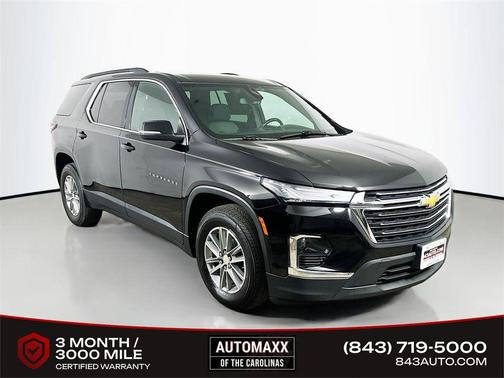 Mosaic Black Metallic 2022 Chevrolet Traverse LT Cloth