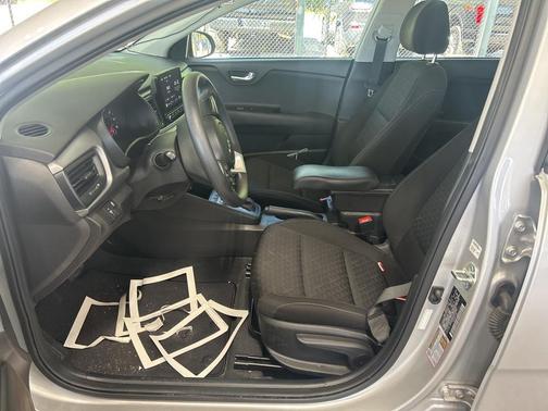 2023 Kia Rio LX