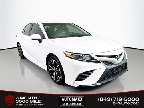 2020 Toyota Camry SE