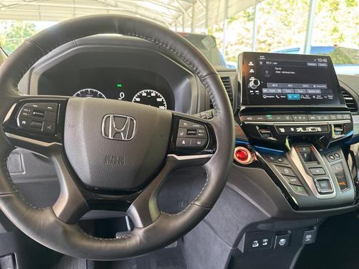 2025 Honda Odyssey Elite