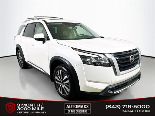 2022 Nissan Pathfinder Platinum 2WD