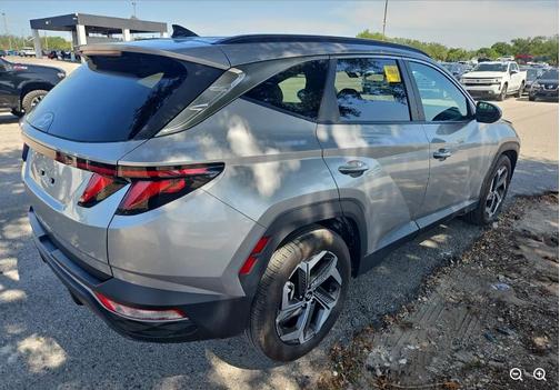 Shimmering Silver 2024 Hyundai TUCSON SEL