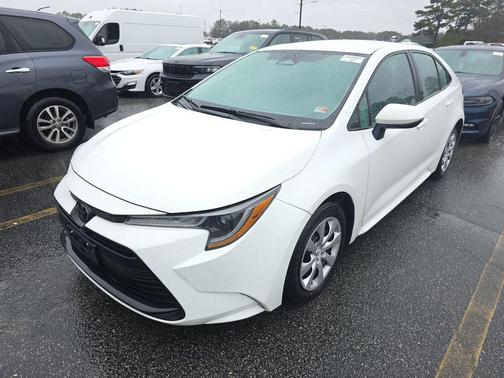 Ice 2023 Toyota Corolla LE