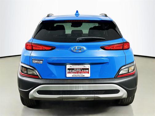 2022 Hyundai KONA SEL