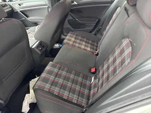 2019 Volkswagen Golf GTI 2.0T S 4-Door