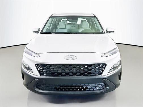 2022 Hyundai KONA SE