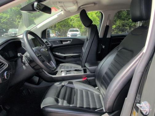 Forged Green Metallic 2024 Ford Edge SEL