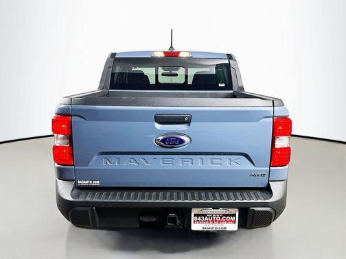 Azure Gray Metallic Tri-Coat 2024 Ford Maverick Lariat