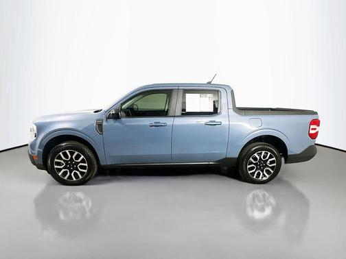 Azure Gray Metallic Tri-Coat 2024 Ford Maverick Lariat