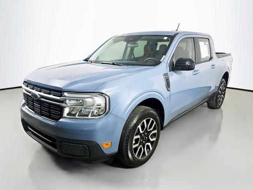Azure Gray Metallic Tri-Coat 2024 Ford Maverick Lariat