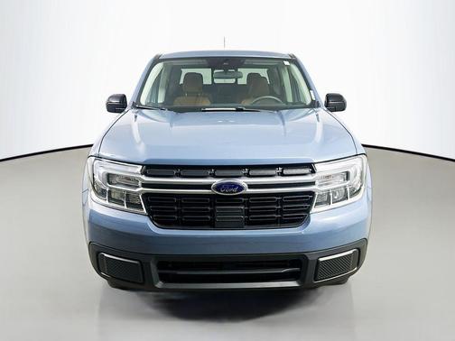 Azure Gray Metallic Tri-Coat 2024 Ford Maverick Lariat