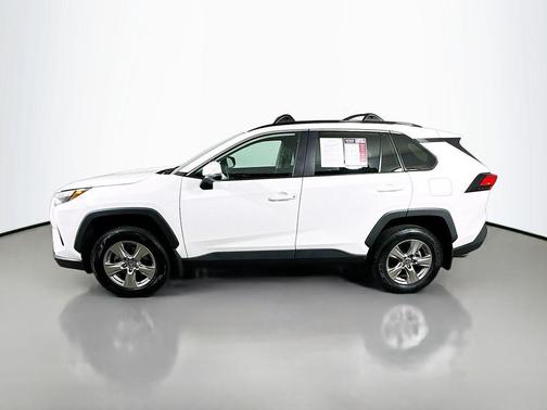 Ice Cap 2023 Toyota RAV4 XLE