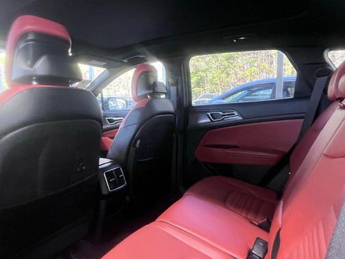 2023 Kia Sportage SX