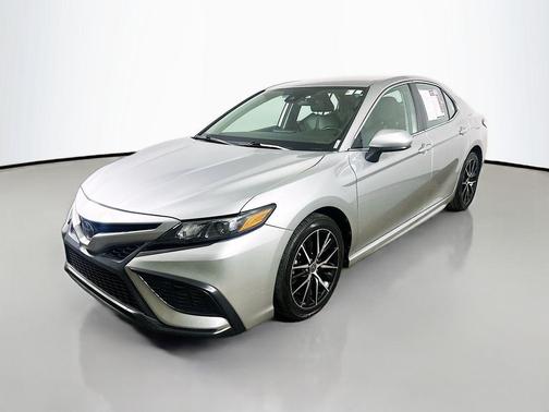 Celestial Silver Metallic 2021 Toyota Camry SE