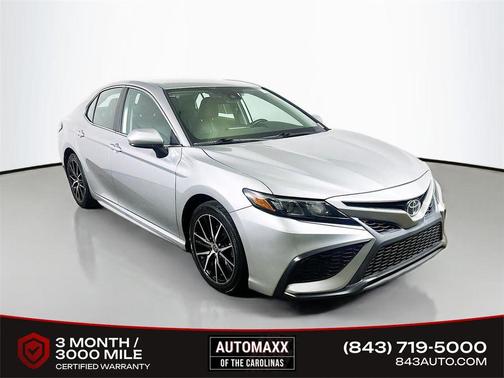 Celestial Silver Metallic 2021 Toyota Camry SE