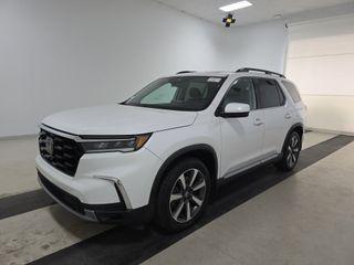 Platinum White Pearl 2023 Honda Pilot Touring 8-Passenger
