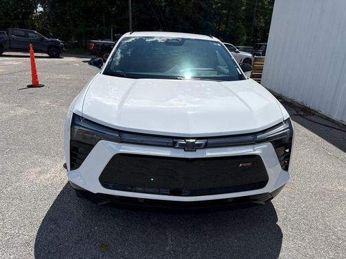 Summit White 2024 Chevrolet Blazer EV eAWD RS
