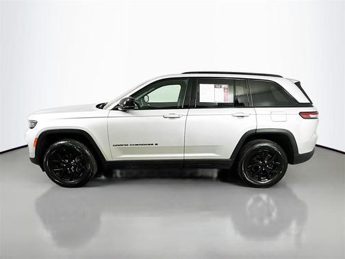 2024 Jeep Grand Cherokee Altitude