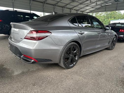 2022 Genesis G70 3.3T RWD